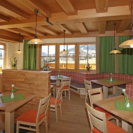 Alpenperle 3* ラムサウ・アム・ダッハシュタイン